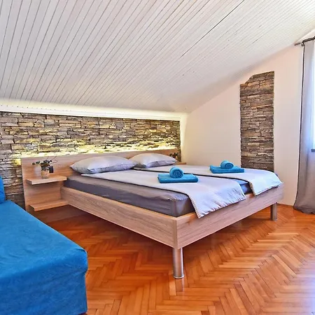 Leona Apartmán Pula