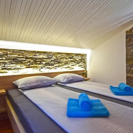 Leona Apartmán