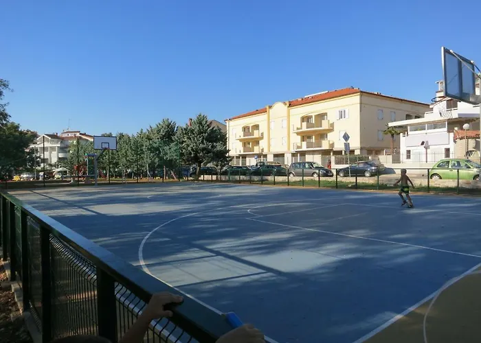 Leona Appartamento Pola